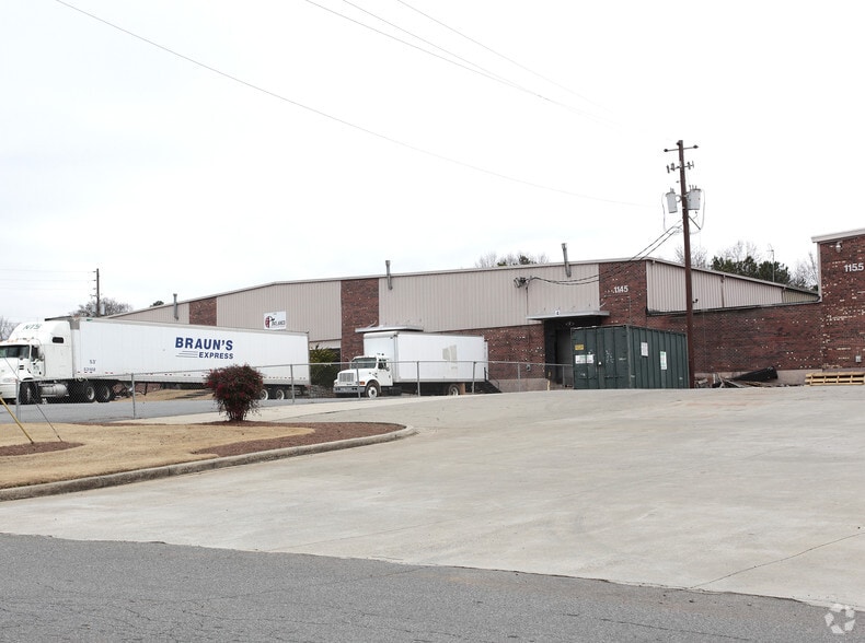 More Photos Of 1145 Hayes Industrial Dr, Marietta Distribution For Sale