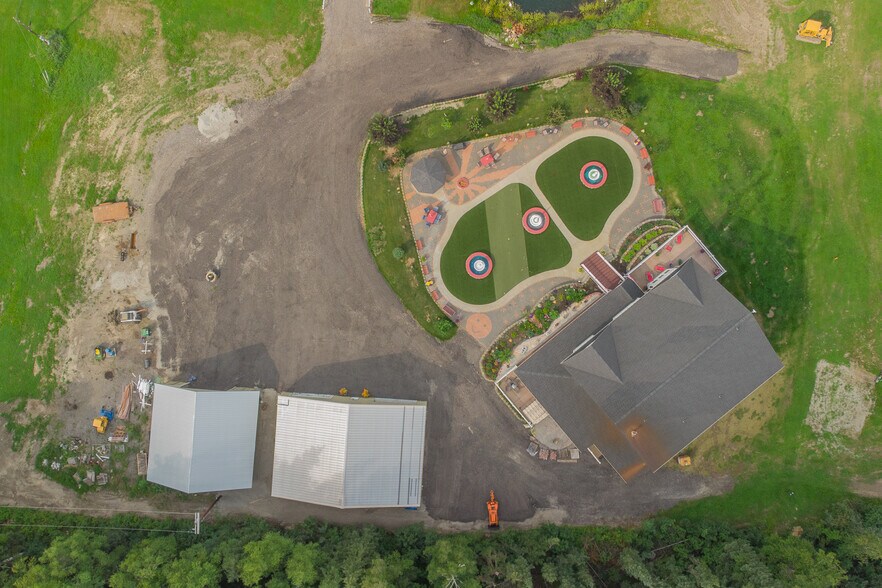 More Photos Of 455 Division St, Fairbanks Specialty For Sale