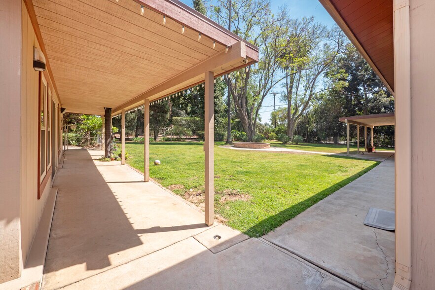 More Photos Of 2083 Grace St, Riverside Multifamily For Sale