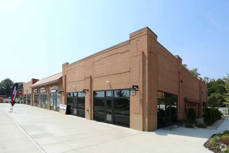 More Photos Of 301-313 S Hamilton Rd, Gahanna Unknown For Lease