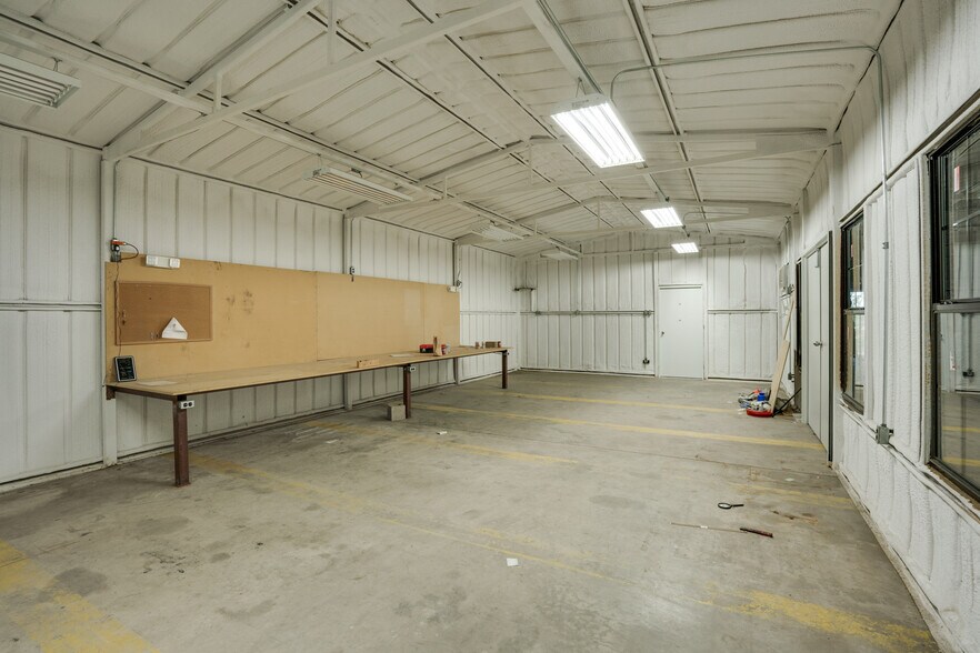 More Photos Of 12150-A US Highway 70 S, Vernon Warehouse For Sale