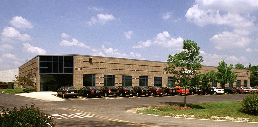 More Photos Of 620-630 S Butterfield Rd, Mundelein Industrial For Lease