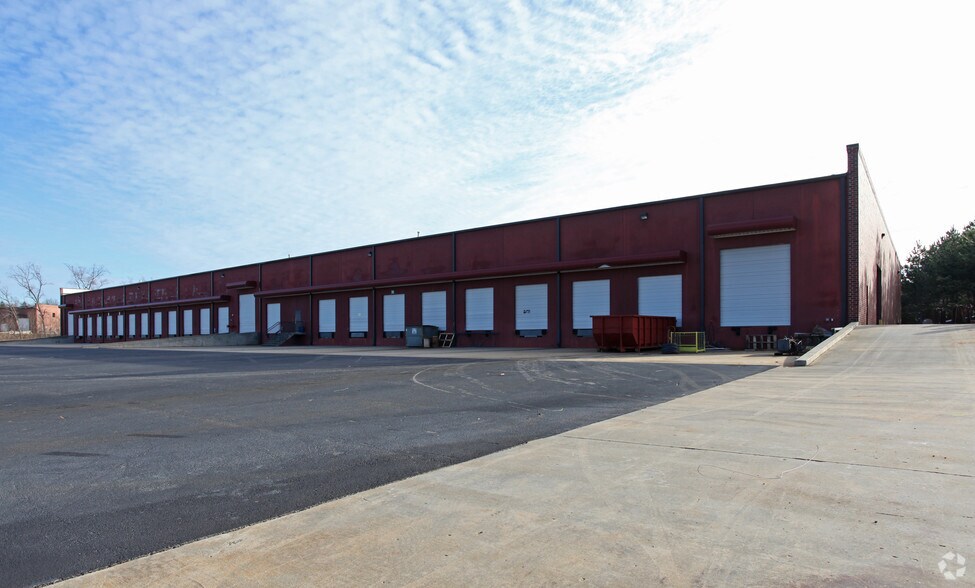 More Photos Of 5405 Rafe Banks Dr, Oakwood Warehouse For Lease