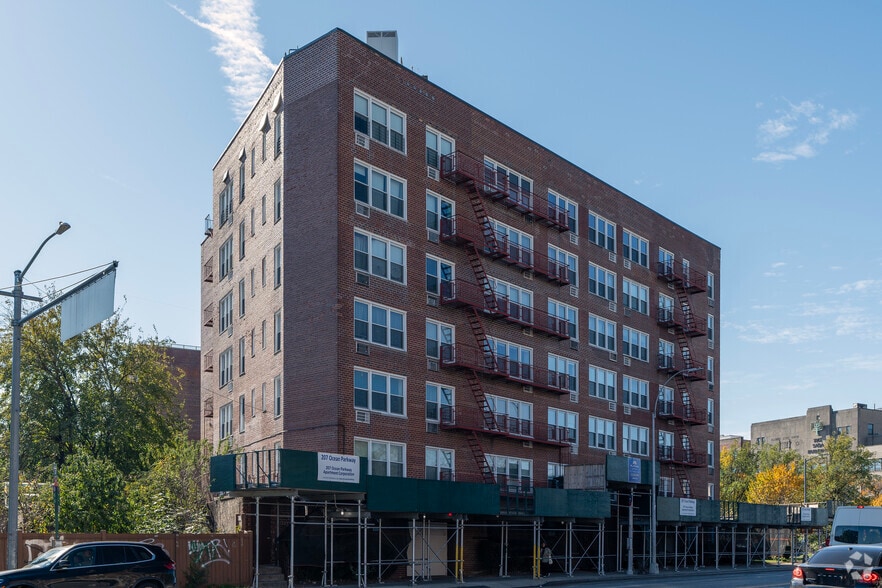 Primary Photo Of 207 Ocean Pky, Brooklyn Apartments For Sale