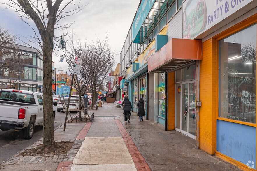 More Photos Of 54-32-54-60 Myrtle Ave, Ridgewood Storefront For Lease