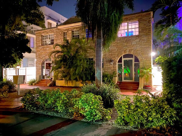 Primary Photo Of 828 Pennsylvania Ave, Miami Beach Apartments For Sale