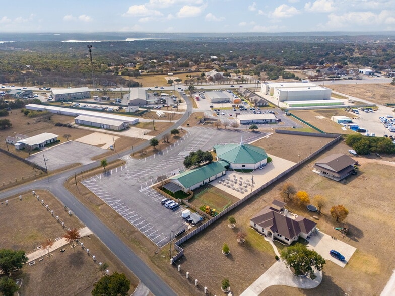 More Photos Of 6600 S Lakewoods Dr, Georgetown Specialty For Sale