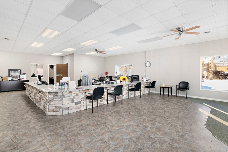 More Photos Of 121 N Folger St, Carrollton Office For Sale