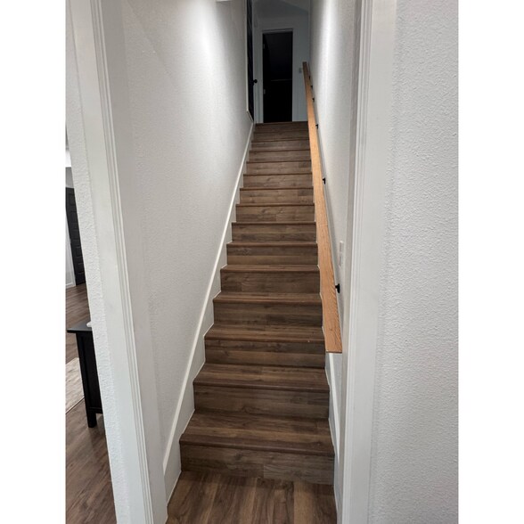 More Photos Of 2005 May St, Fort Worth Office For Lease