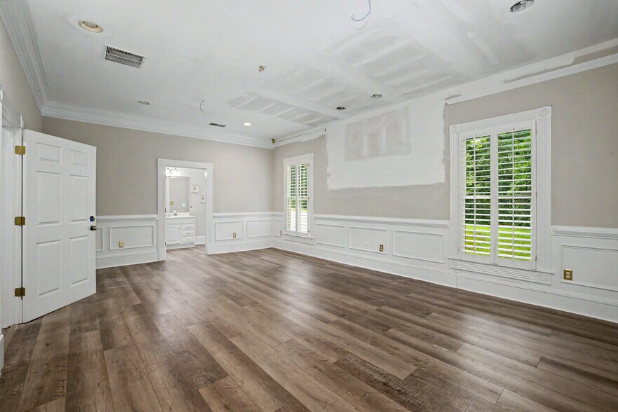 More Photos Of 195 N Jeff Davis Dr, Fayetteville Office Residential For Sale