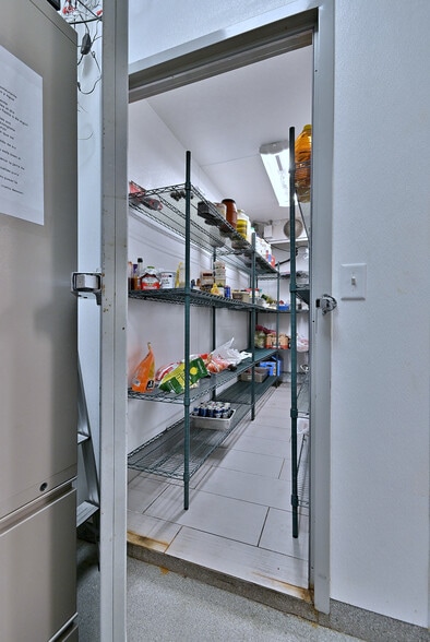 More Photos Of 5319 W Belmont Ave, Chicago General Retail For Sale