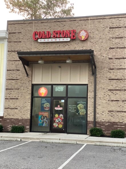 Primary Photo Of 8459 Dorchester Rd, North Charleston Restaurant For Lease