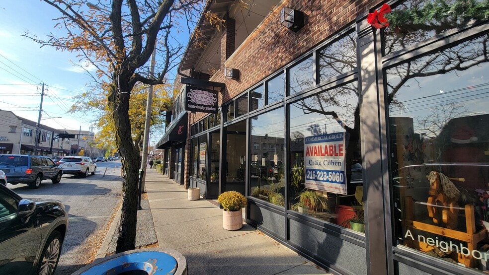 More Photos Of 15100-15118 Detroit Ave, Lakewood Storefront For Lease