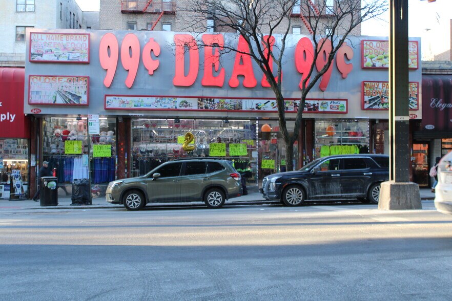 Primary Photo Of 3469-3485 Jerome Ave, Bronx Storefront For Lease