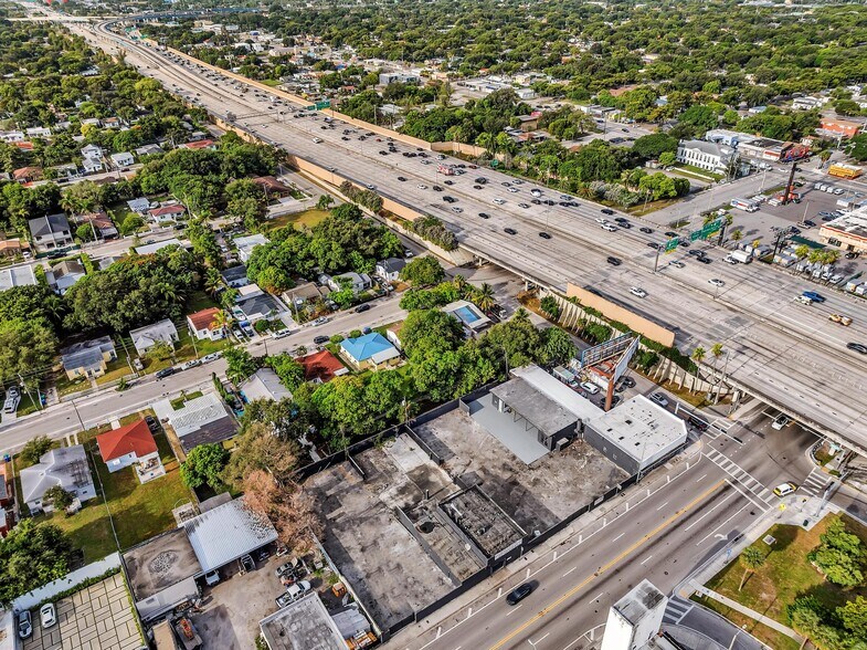 Primary Photo Of 570 NW 54th St, Miami Auto Repair For Lease