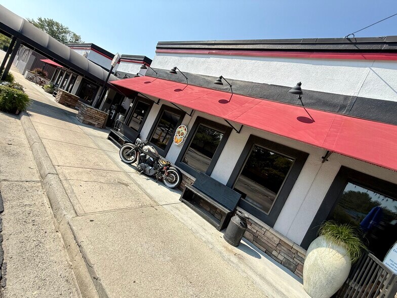 More Photos Of 6365 Peachtree Industrial Blvd, Atlanta Restaurant For Sale