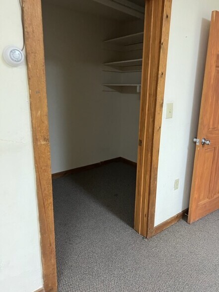 More Photos Of 8393 N Lake Blvd, Kings Beach Showroom For Sale