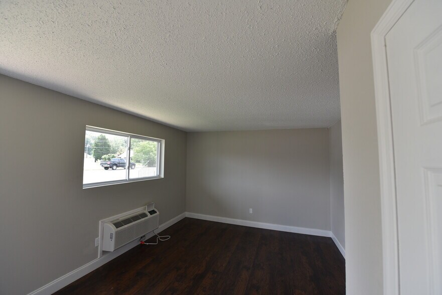 More Photos Of 4848 Scheel Rd, Knoxville Apartments For Sale