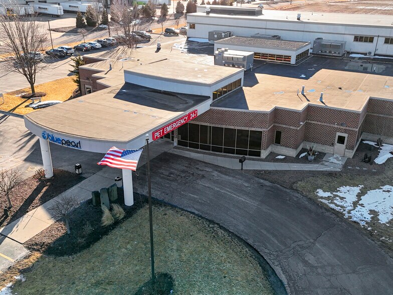 More Photos Of 4706 New Horizons Blvd, Appleton Medical For Sale