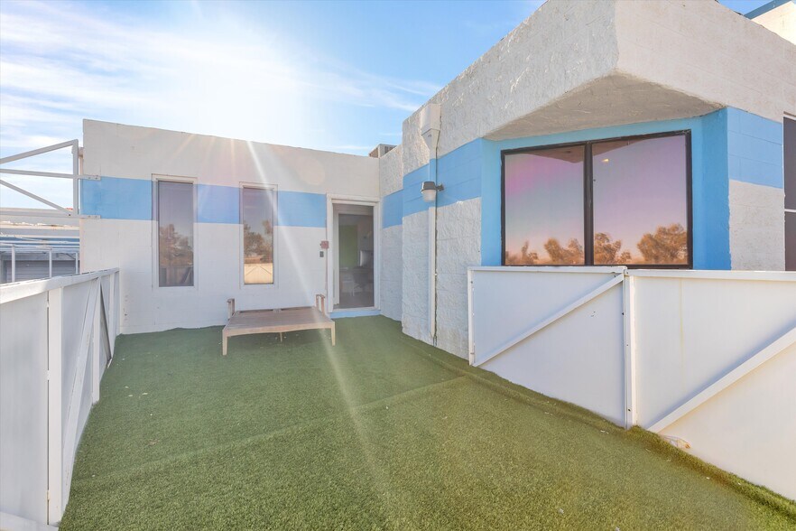 More Photos Of 674 Wells Rd, Boulder City Warehouse For Sale
