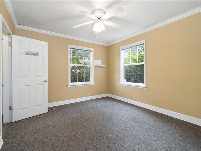 More Photos Of 1875 Wadsworth Blvd, Lakewood Office For Sale