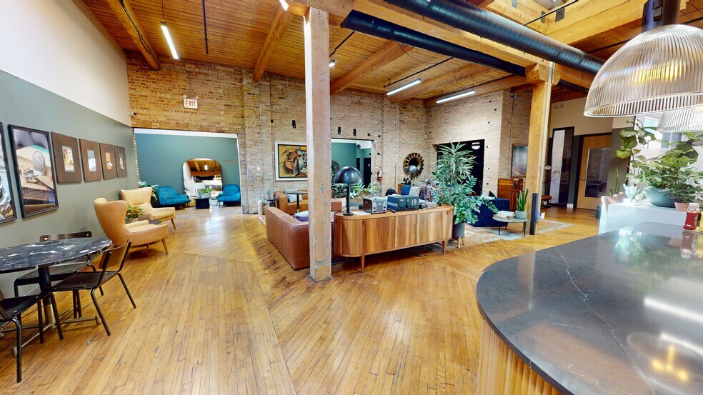 More Photos Of 1550-1556 W Carroll, Chicago Loft Creative Space For Lease