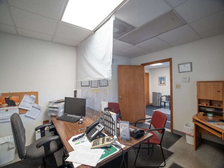 More Photos Of 1758 Pleasant Valley Rd, Mount Pleasant Auto Dealership For Sale