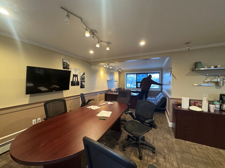More Photos Of 740 Broadway, Amityville Office Residential For Sale