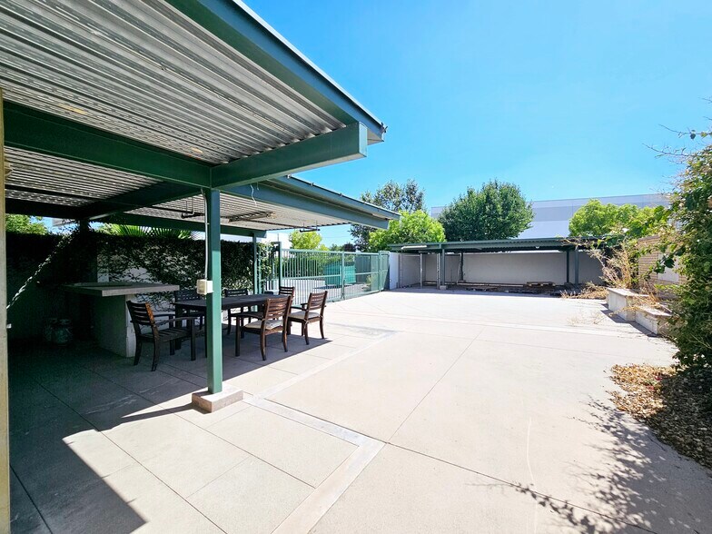 More Photos Of 1715 Corrigan Ct, La Verne Warehouse For Lease