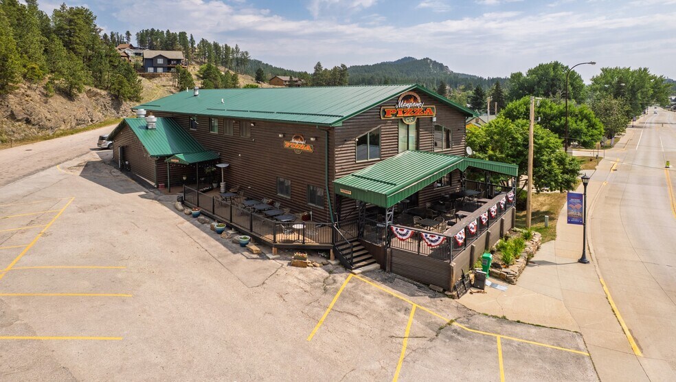 More Photos Of 158 Museum Dr, Hill City Restaurant For Sale