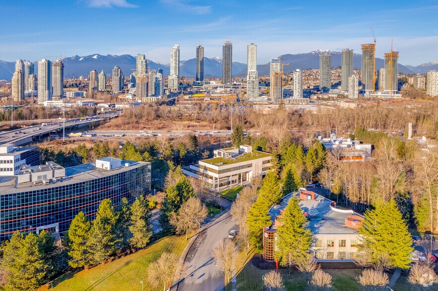 More Photos Of 3185 Willingdon Green, Burnaby Office For Lease