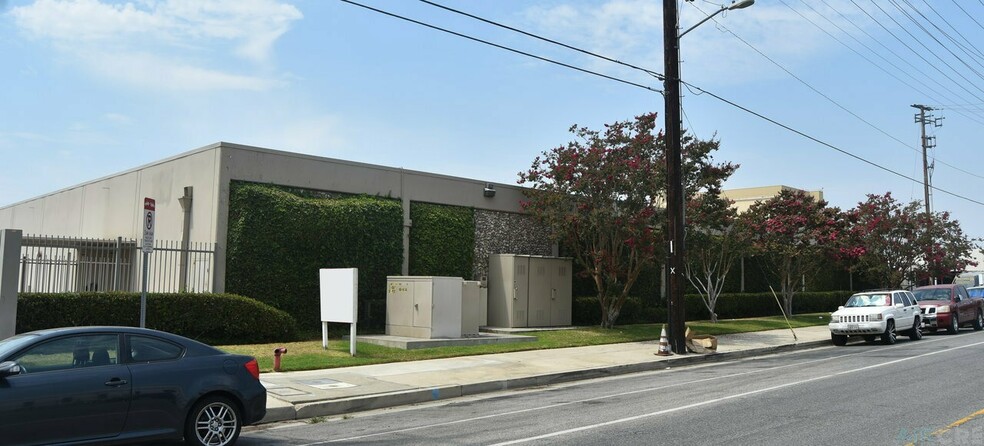 Primary Photo Of 13001-13051 Bradley Ave, Sylmar Manufacturing For Lease