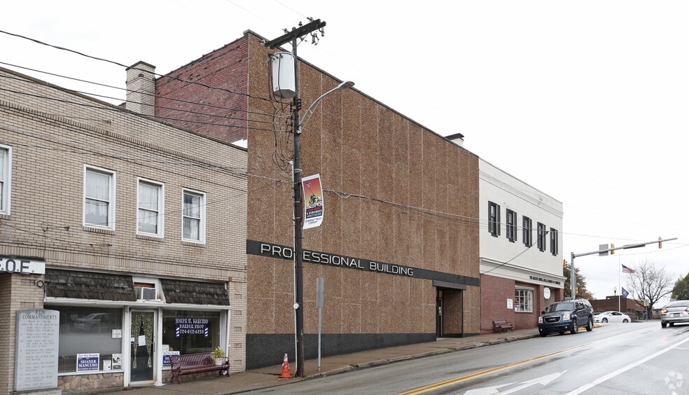 More Photos Of 102 S Arch St, Connellsville Office For Sale