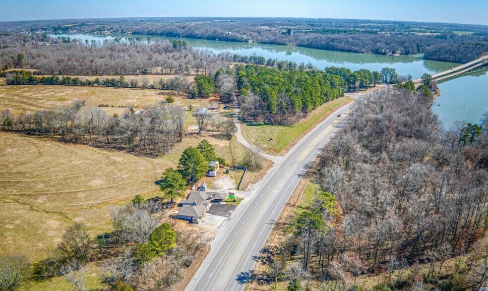 More Photos Of 19521 Highway 72, Rogersville Restaurant For Sale