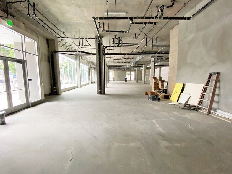 More Photos Of 424 W Pico Blvd, Los Angeles Apartments For Lease