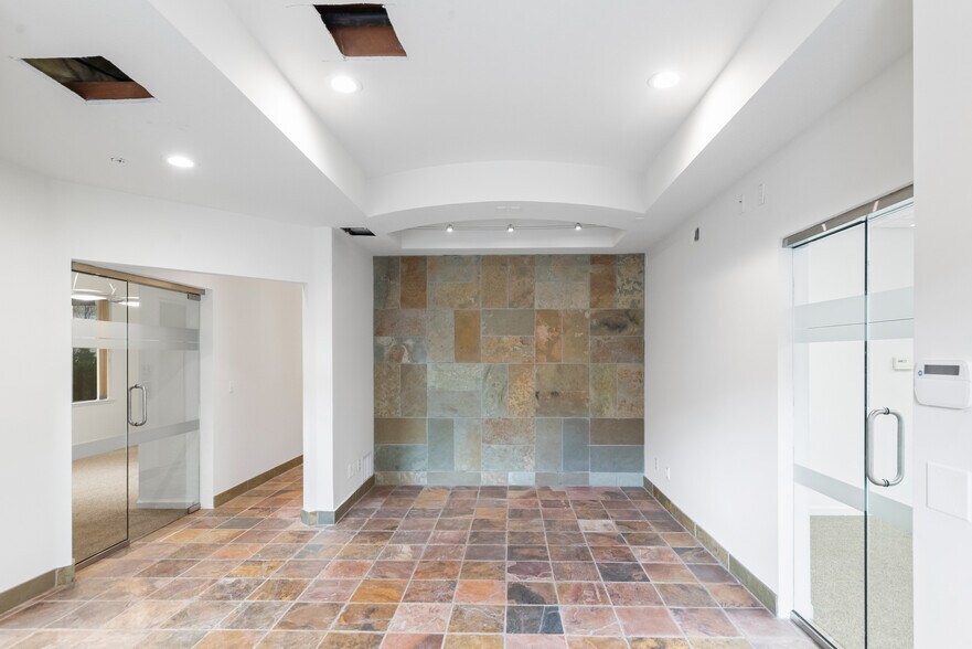 More Photos Of 477 S San Antonio Rd, Los Altos Medical For Sale