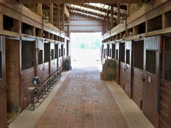 More Photos Of 1670 Southwest Blvd, Newton Lodge Meeting Hall For Sale