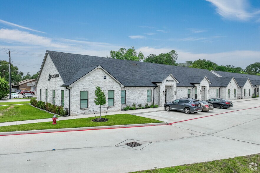 Primary Photo Of 1 Parkside Dr, Friendswood Medical For Lease