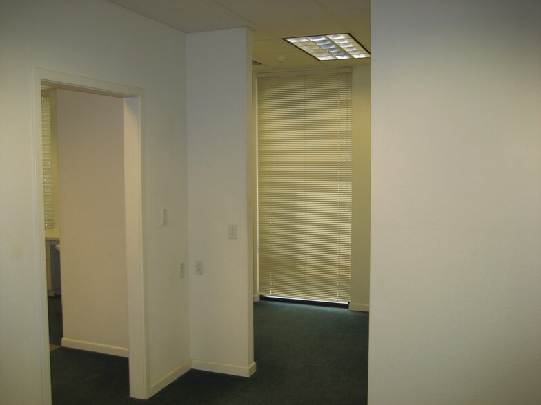 More Photos Of 1111 Dunbar Rd, Arnold Office For Sale