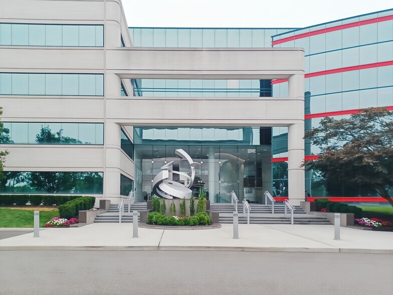 More Photos Of 150 Motor Pkwy, Hauppauge Coworking Space