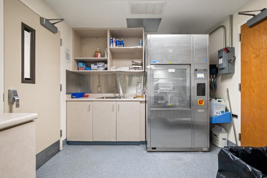 More Photos Of 5897 County Road 107, Proctorville Healthcare For Sale