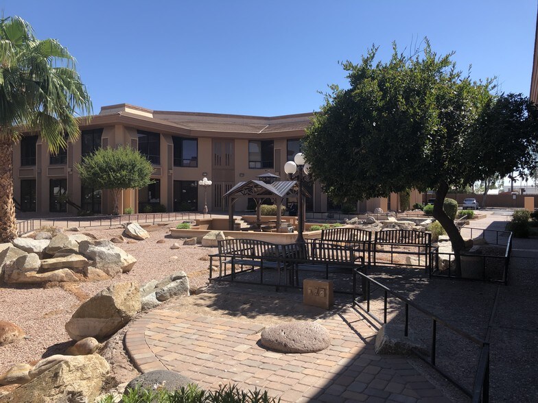 More Photos Of 2720 E Thomas Rd, Phoenix Office For Lease