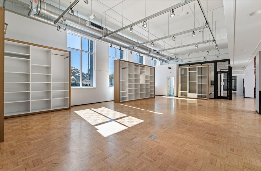 More Photos Of 50 S Virginia St, Reno Office For Sale