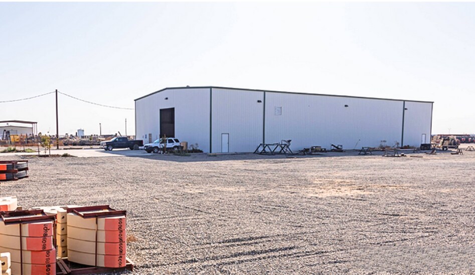 More Photos Of 13547 BV Lake Ct, Bakersfield Warehouse For Sale