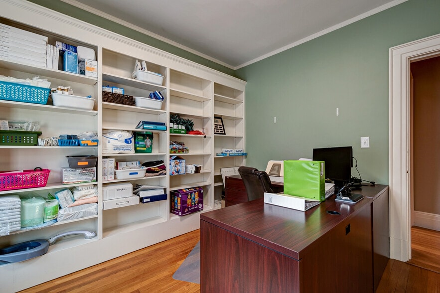 More Photos Of 8 Church St, Westborough Office Residential For Lease