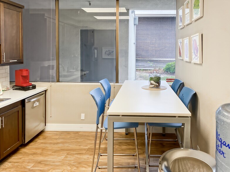 More Photos Of 5701 Sunrise Blvd, Citrus Heights Coworking Space