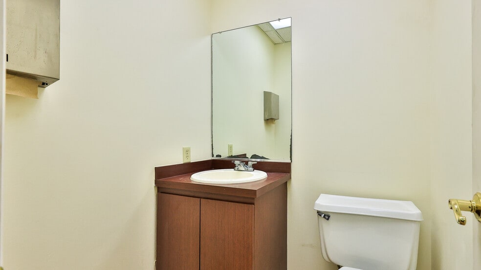 More Photos Of 4 Old Kings Rd N, Palm Coast Medical For Lease