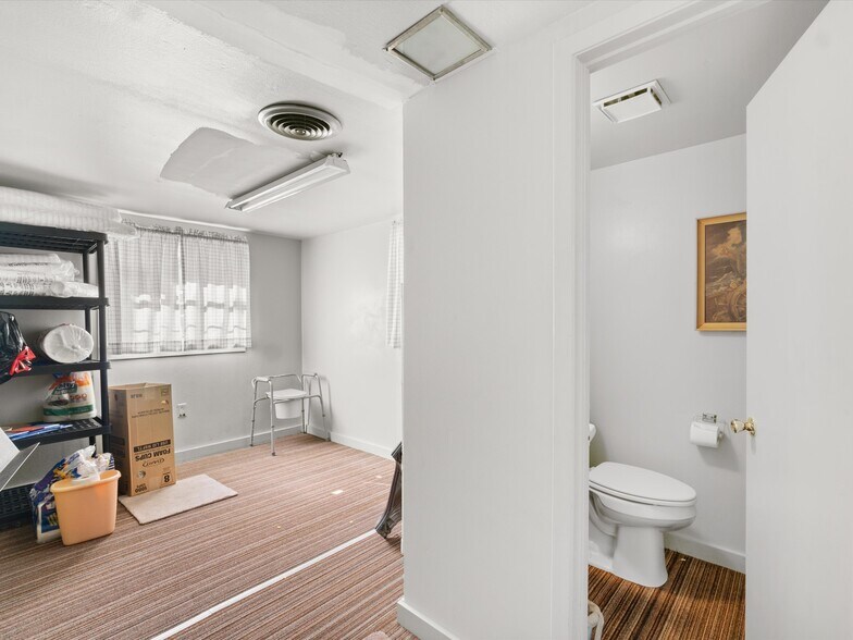 More Photos Of 307 Broadnax St, Daingerfield Religious Facility For Sale