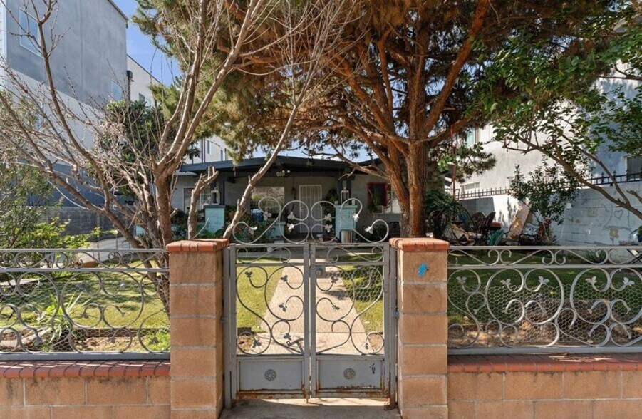 More Photos Of 955 S Normandie Ave, Los Angeles Apartments For Sale