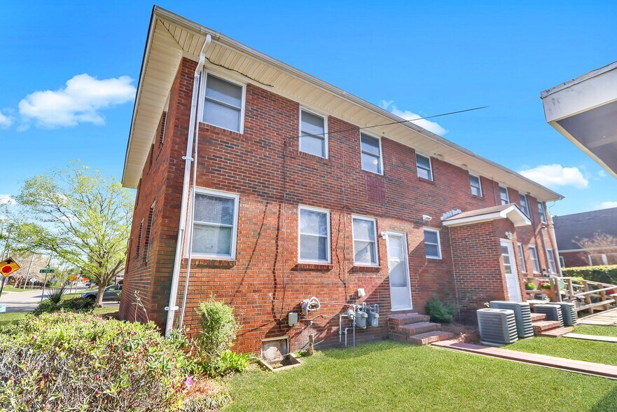 More Photos Of 601 E 53rd St, Savannah Apartments For Sale